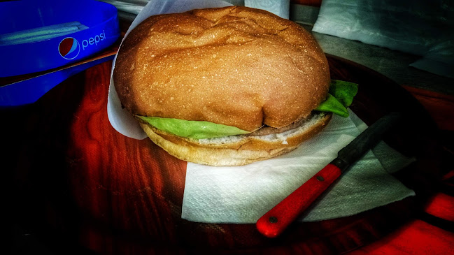 Opinii despre Big Burger în Tiszaújváros - Vendéglátás