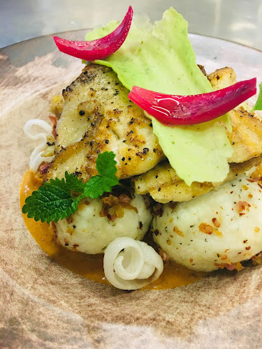 Arany Holló Étterem - Vendéglátás