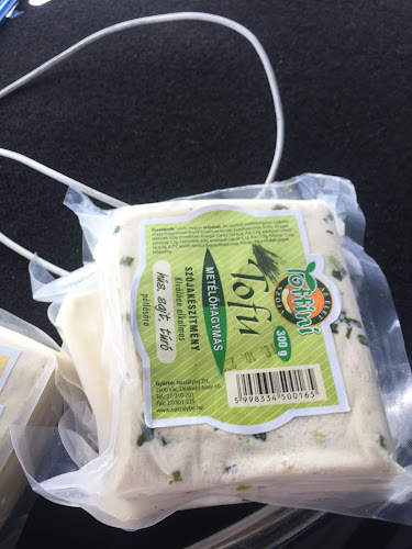 Vác, Deákvári fasor 10, 2600