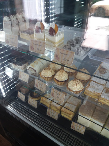 Comentarii opinii despre Forum Bistro -étterem,pizza,hamburger, street food, hot-dog