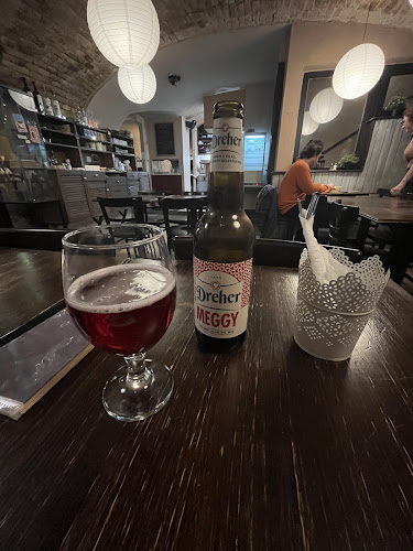 Opinii despre Kozmosz Vegán Étterem în Budapest - Vendéglátás