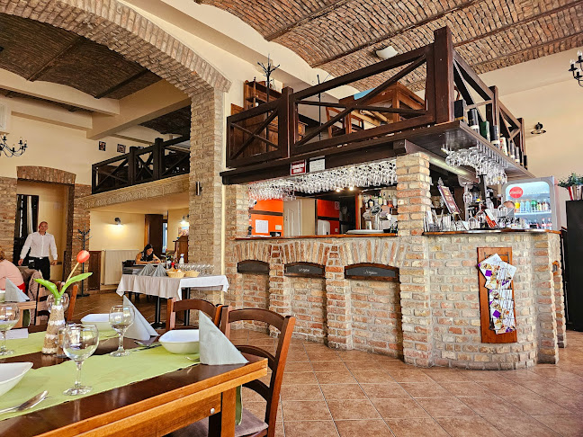 La Pergola Étterem - Vendéglátás