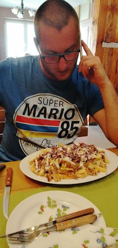 Alsó Klub & Pizzéria - Vendéglátás