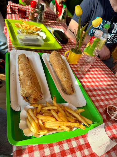 Sakáltanya Falatozó és Pizzéria Velence - Vendéglátás