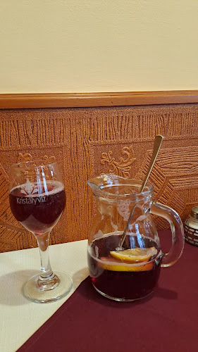 Visegrád, Rév u. 4, 2025