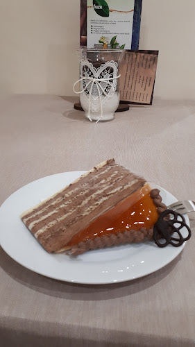 Comentarii opinii despre Karamell Cukrászda