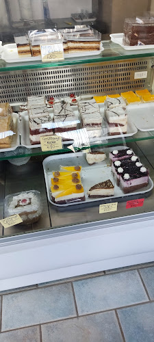 Andi Cukrászda és Édességbolt