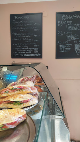 Nemes Pecsenye - Budapest