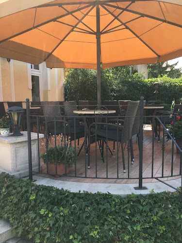 Schőnig Cukrászda és Kávéház