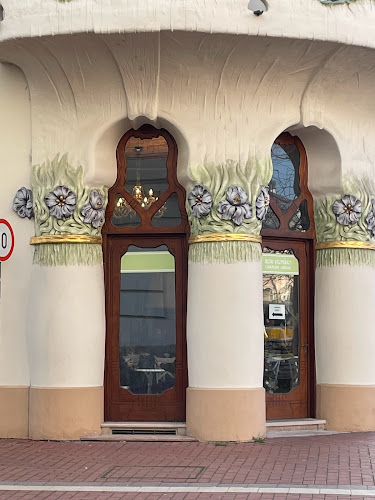 Reök Kézműves Cukrászda és Kávéház