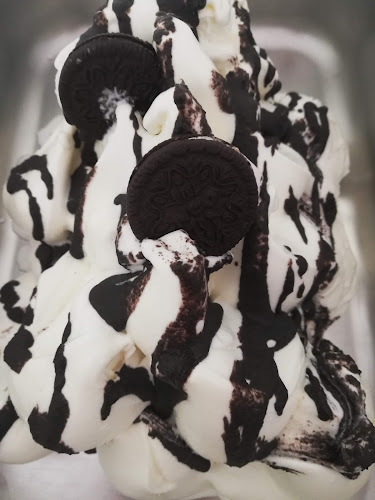 Opinii despre Mazsola fagyizó és gofri műhely în Hajdúböszörmény - Vendéglátás