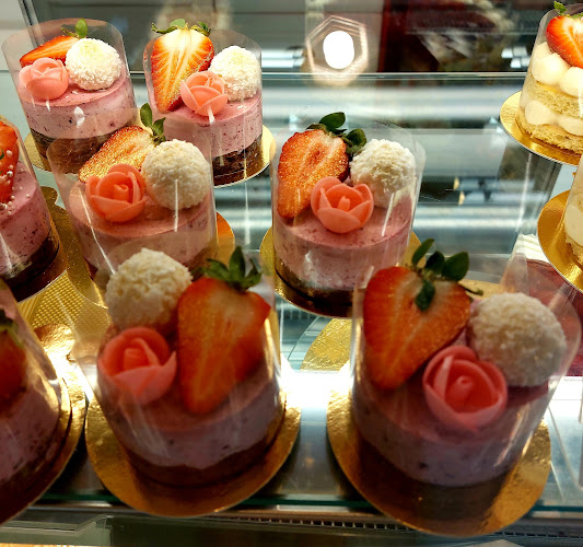 Magnólia Cukrászda - Vendéglátás