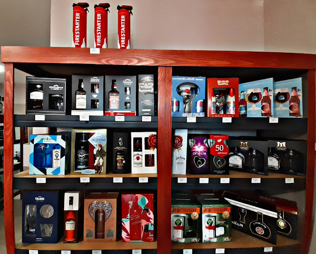 LIQUOR CITY Italüzlet - Vendéglátás