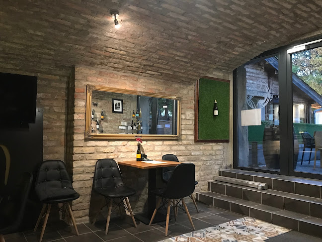 Kedves Wine Bistro & Shop - St. Andrea Wines - Vendéglátás