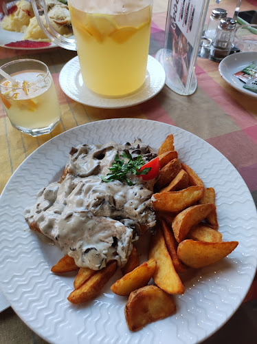 Ködmön Csárda - Eger