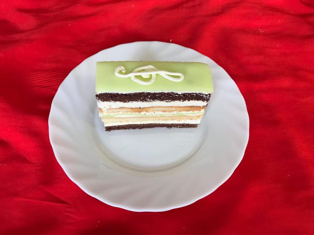 Comentarii opinii despre Édes Sziget Cukrászda és kávézó