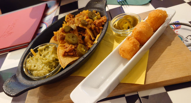 Budapest, Thököly út 6, 1184