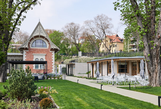 1022, Marczibányi tér 7, 1022