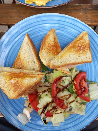 Club Rosa Reggeliző - Vendéglátás