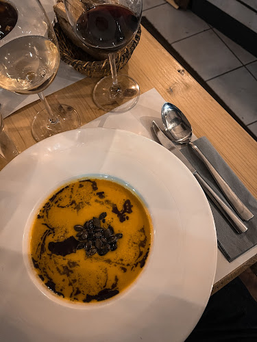 Budapest, Tompa u. 28, 1094