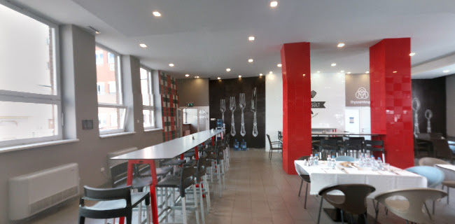 Opinii despre Frissensült Önkiszolgáló Étterem în Budapest - Vendéglátás