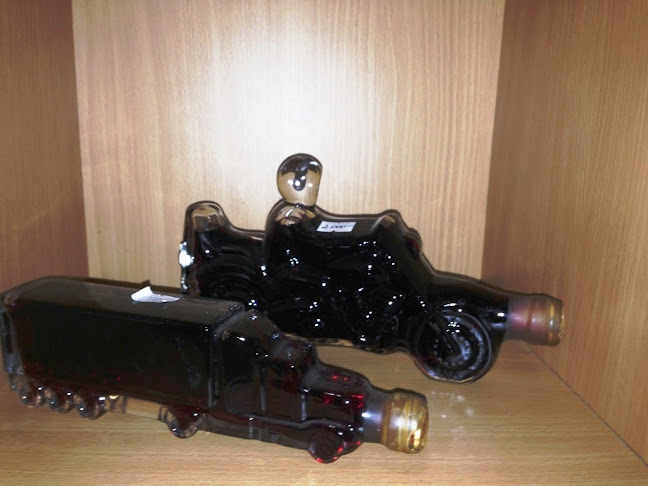 Opinii despre Ajándék borok în Gyöngyös - Vendéglátás