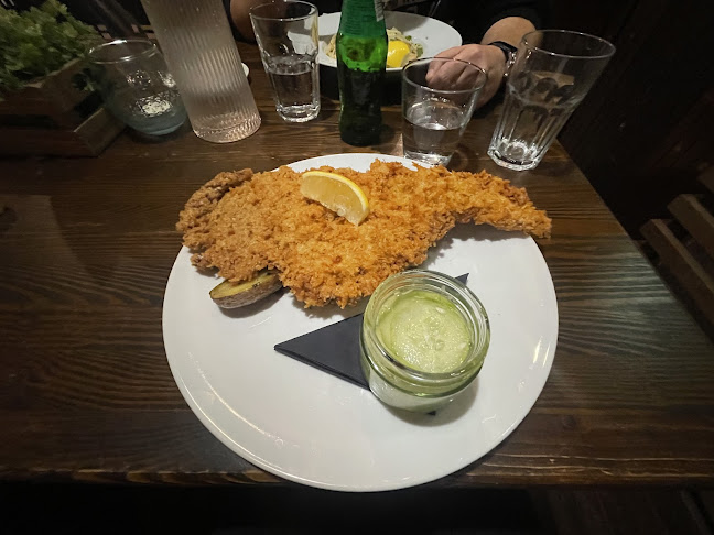 Opinii despre Hági Udvar és Étterem în Szeged - Vendéglátás