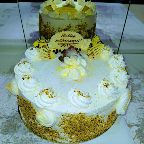 Comentarii opinii despre Édes Álom Cukrászda és Kávézó