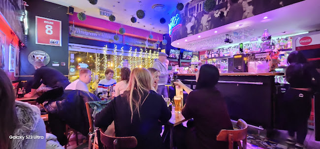 Megálló Café & Bár - Vendéglátás