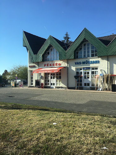 Opinii despre Magyar Pék Bolt în Debrecen - Vendéglátás