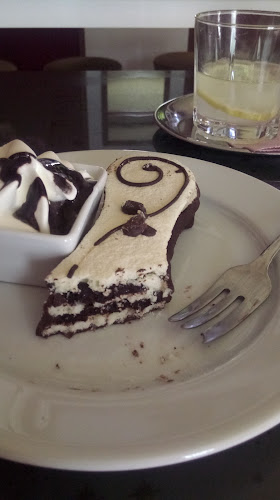 Győr, Pápai út 3/b, 9024