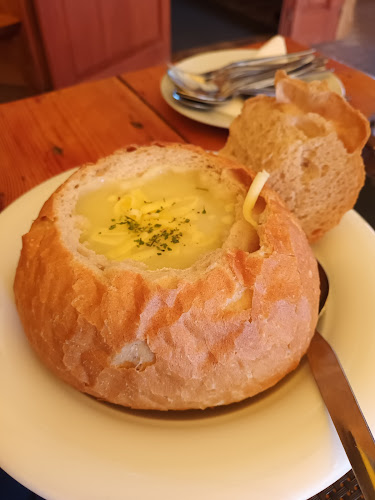 Sasfészek Vendéglő - étterem - Bük