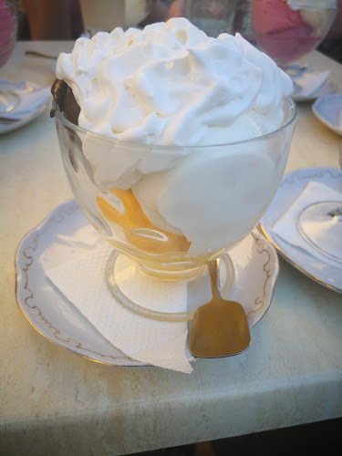 Barta Kávéház - Vendéglátás