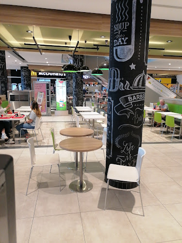 Comentarii opinii despre KFC Kecskemét Malom Központ