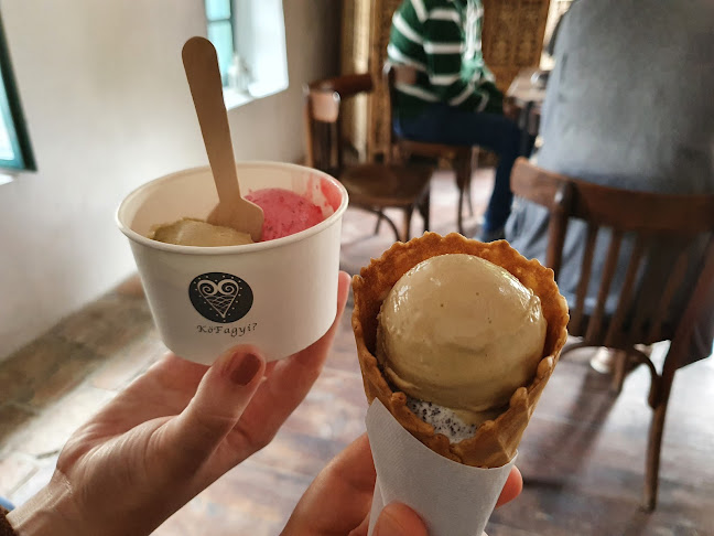 Comentarii opinii despre Kőfagyi?