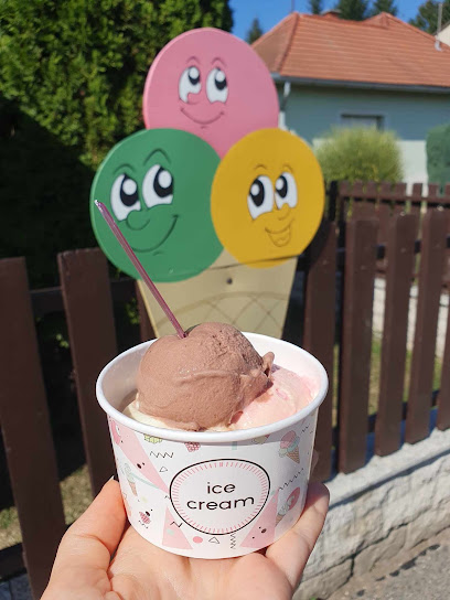 Kiss István Fagylaltozó