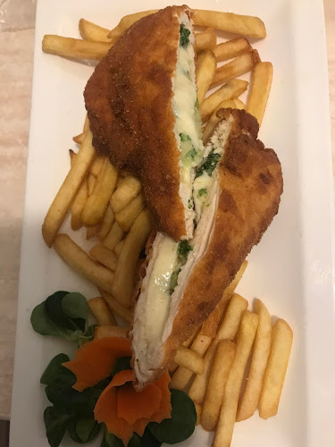 Santos Étterem és Panzió