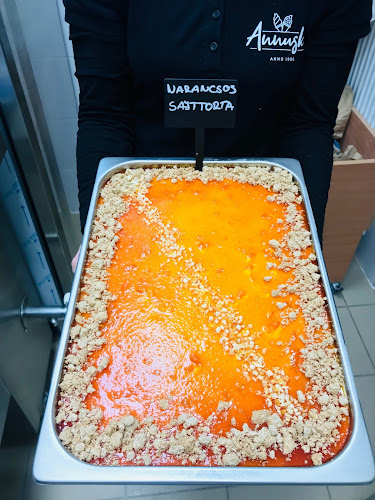 Annuska fagyizó és cukrászda - Vendéglátás