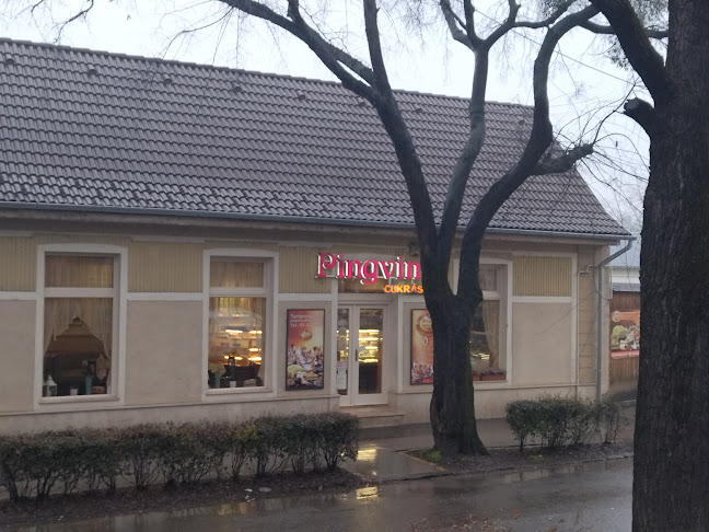 Pingvin Cukrászda - Vác