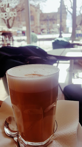 F098, Allee Bevásárlóközpont, Budapest, Október huszonharmadika u. 8-10-I. emelet, 1117