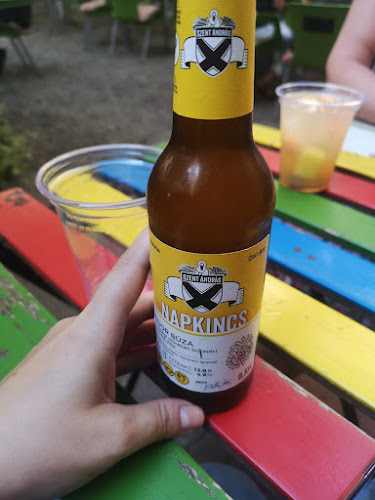 Figaró kert kávézó