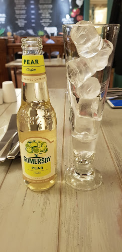 Comentarii opinii despre Gellért Söröző & Brasserie - Étterem - Danubius Hotel Gellért