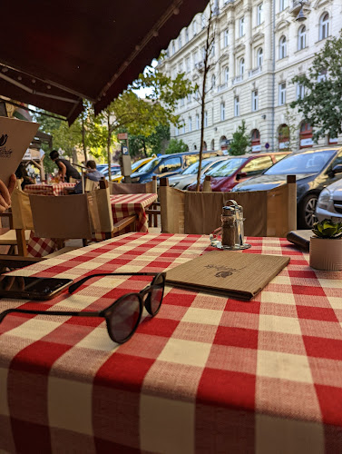 Comentarii opinii despre Tulipán Bisztró