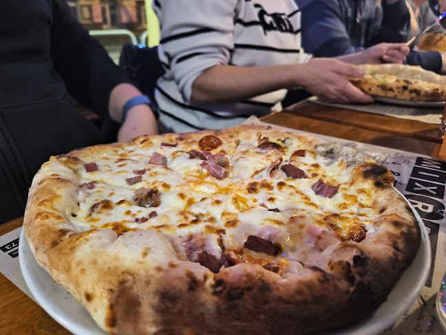 Mix R Pizza & Étterem