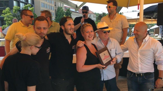 Tuning Bar & Burger - Vendéglátás