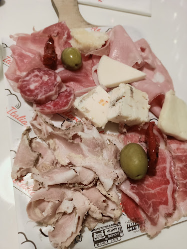 Budapest, Szent István tér 12, 1051