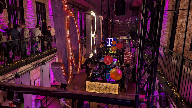 EXTRA Budapest - Brunch Bar Club