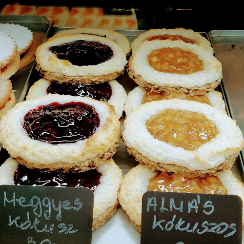 Benett Pékség - Budapest