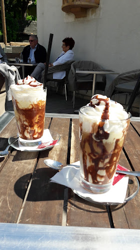 Szertár Kávézó - Vendéglátás