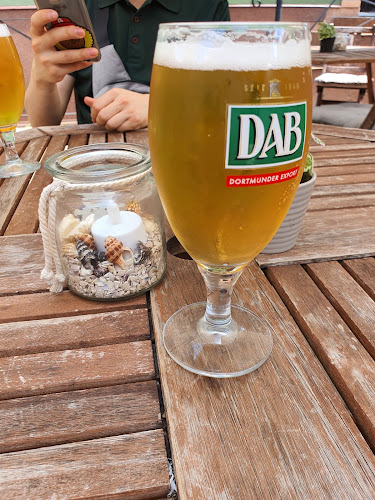 Opinii despre Bár-Ka Kávézó és Pizzéria în Komárom - Vendéglátás